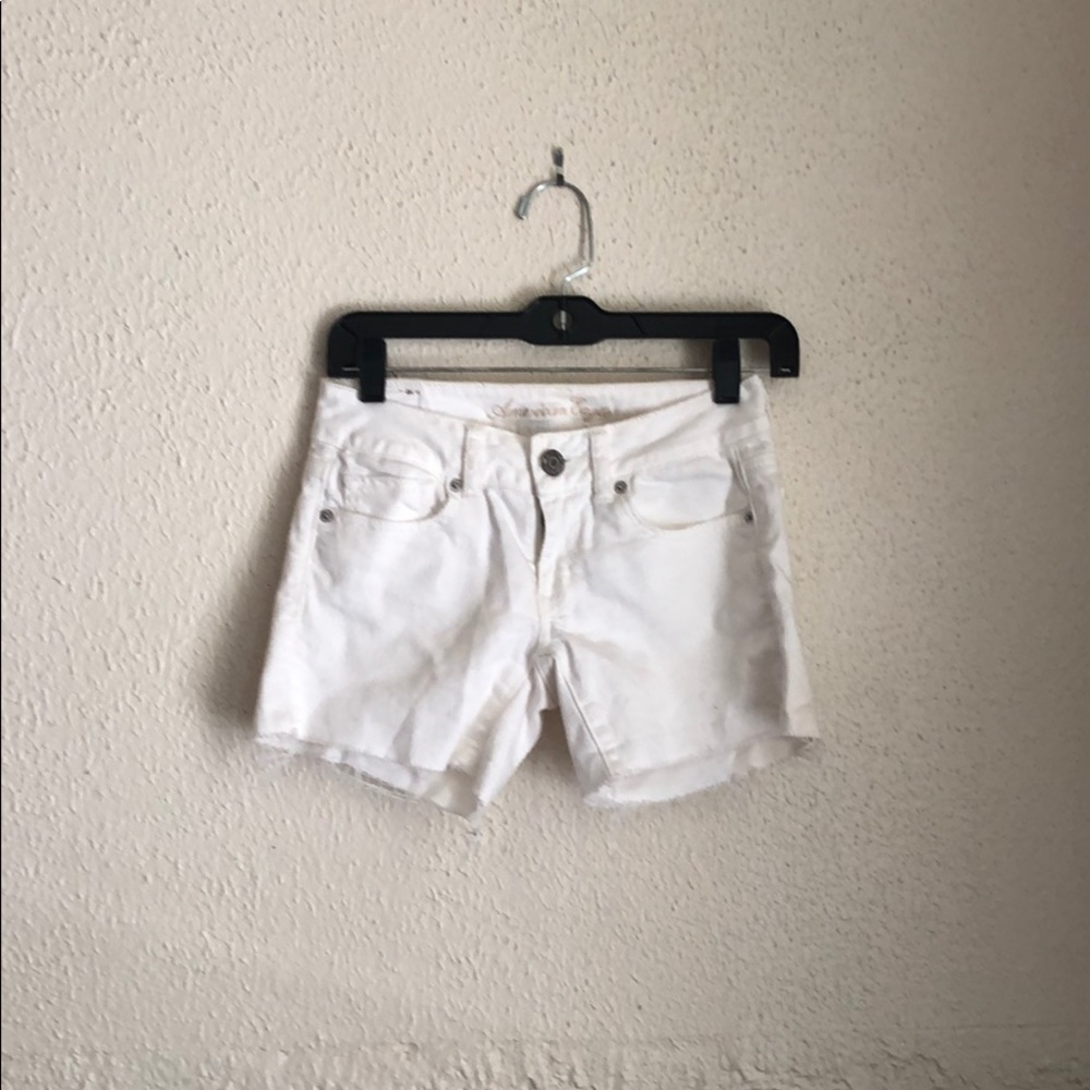 American Eagle sz 00 white shorts